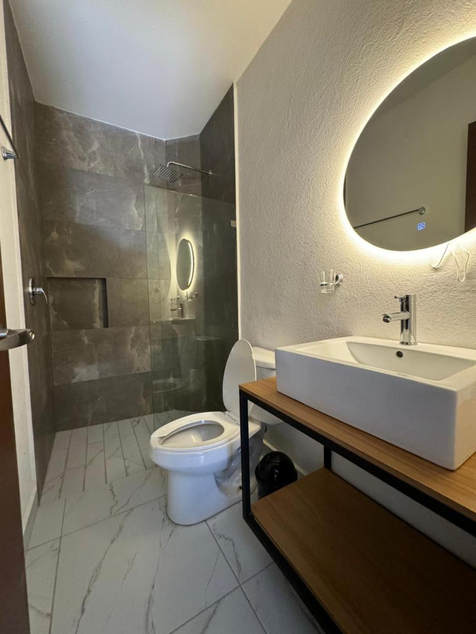Vidrio Suites Col Americana Guadalajara Luaran gambar